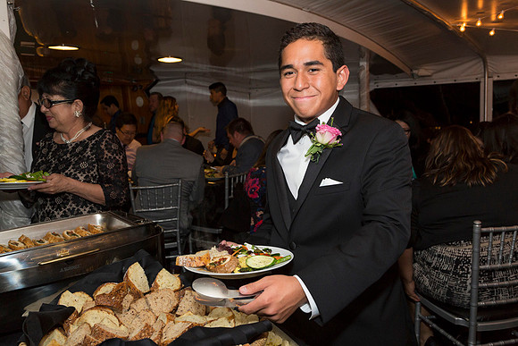 811a