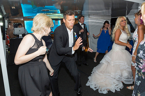 0800
